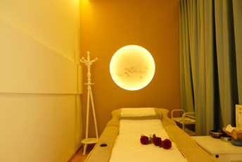 成都郫都日式指压的寂静美学：在按压中听见雪落的声音